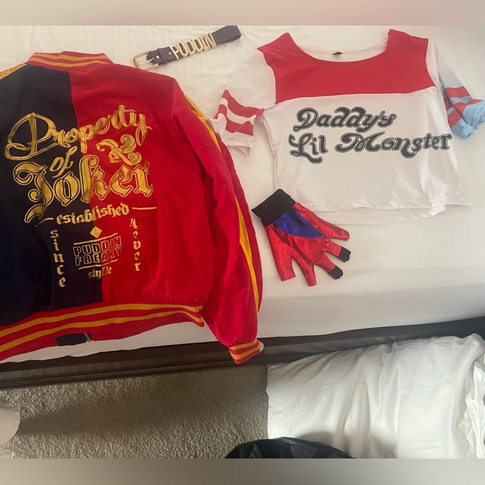 Suicide Squad Harley Quinn Halloween Costume with Jacket, belt, shirt and glove